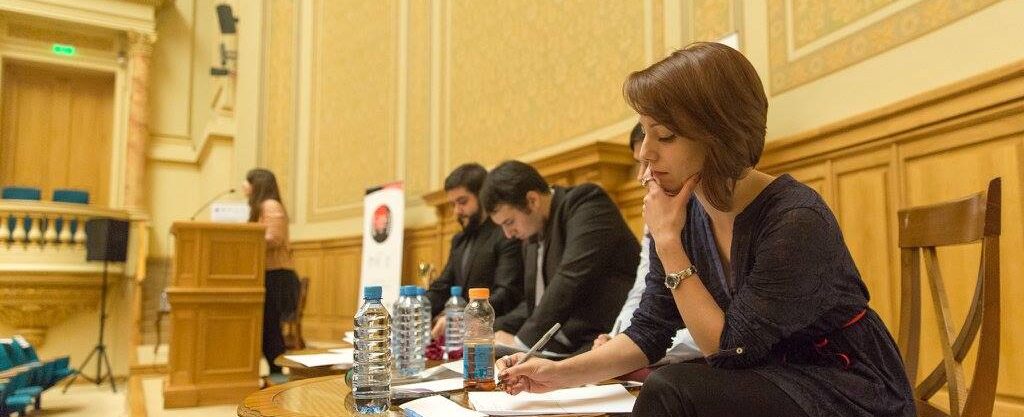 Start la înscrieri pentru Academie!